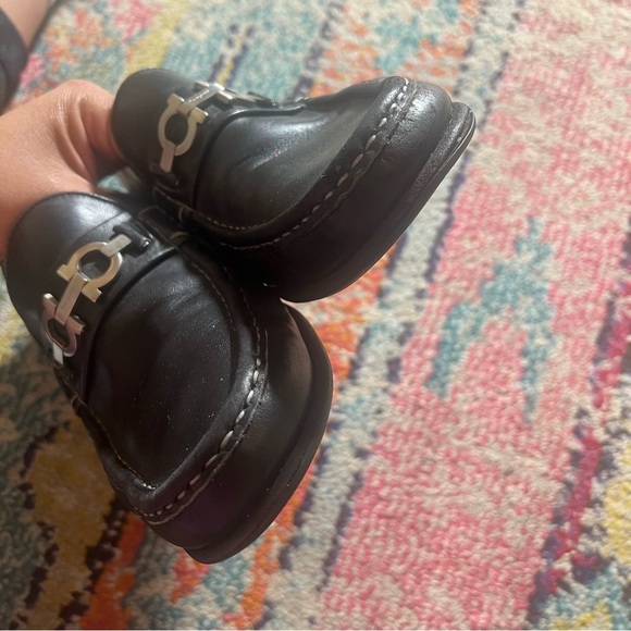 Salvatore Ferragamo men’s loafers size 9D - Picture 4 of 7